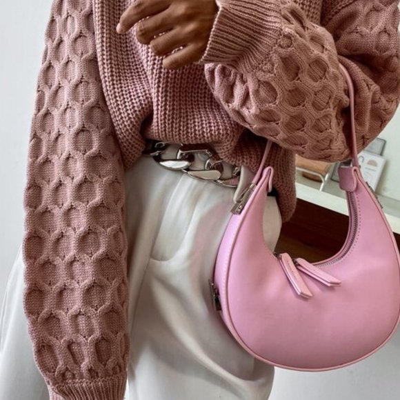 CASUAL DOLLZ statement sleeves Sweater Top - Picture 8 of 8